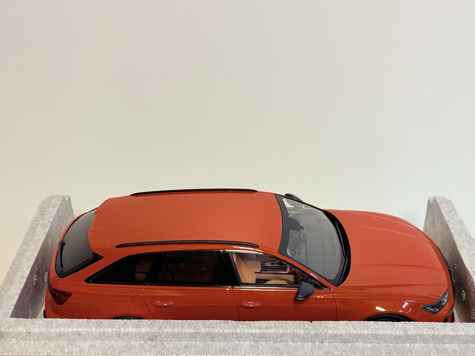 AUDI RS6 C8 1/18 Minichamps pomarańczowy metallic