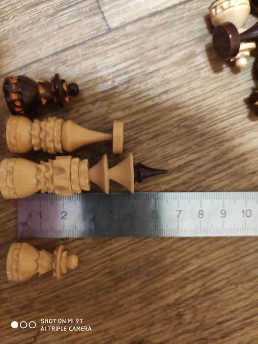 Сувенир, подарочные шахматы деревянные