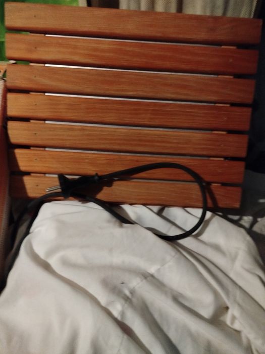 Aquecedor elétrico de pés