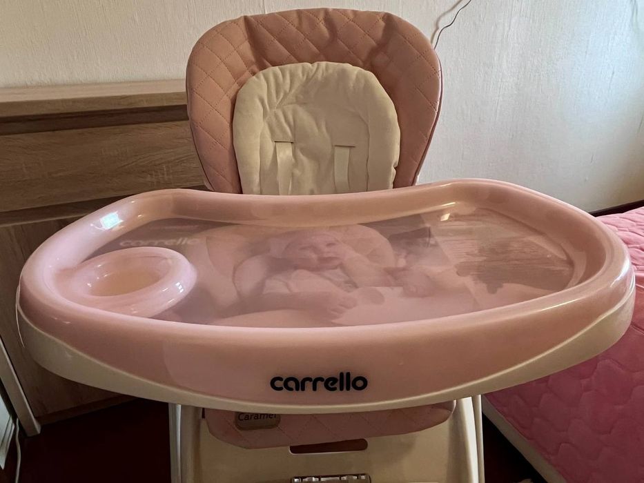 Годувальний стілець Carello