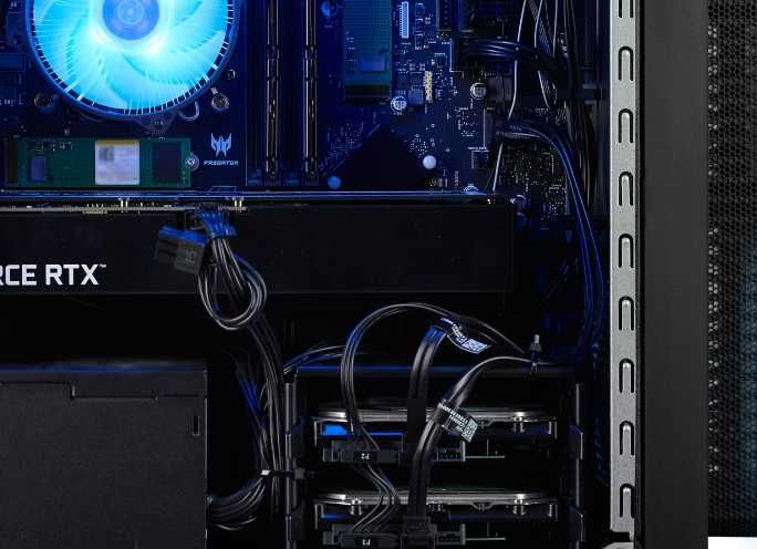 Acer Predator Orion 300 Po3-655 Core i7-14700F NOVO
