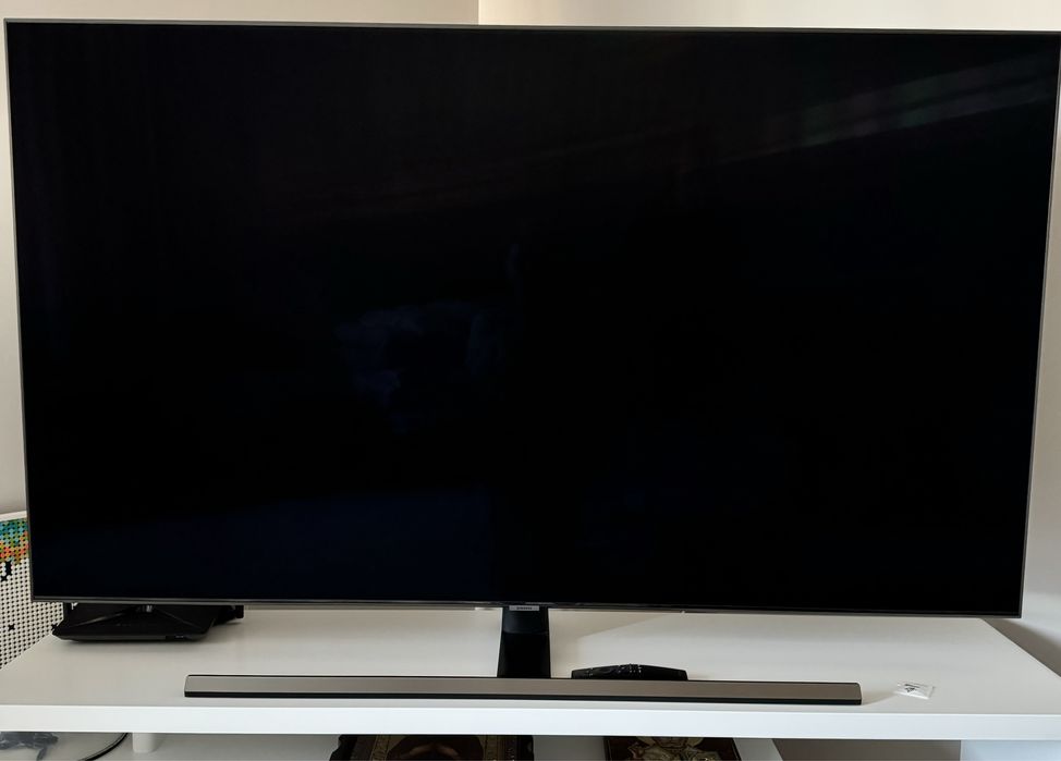 Телевизор Samsung QE65Q82R