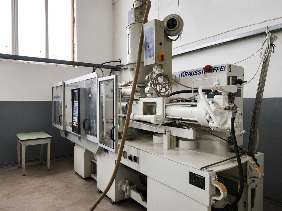 KraussMaffei KM 110-520 C2 — ТПА 110 тонн
