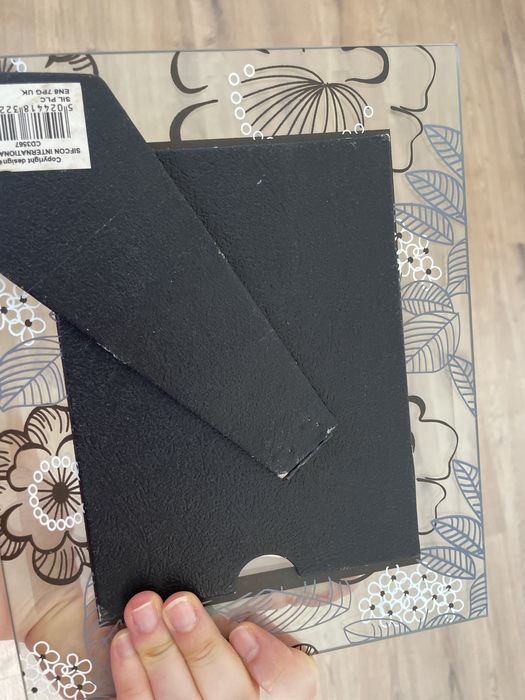 2 Molduras preto e cinza