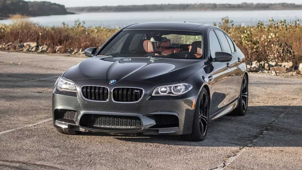 м5 бампер ф10 Передний БАМПЕР bmw f10 m5