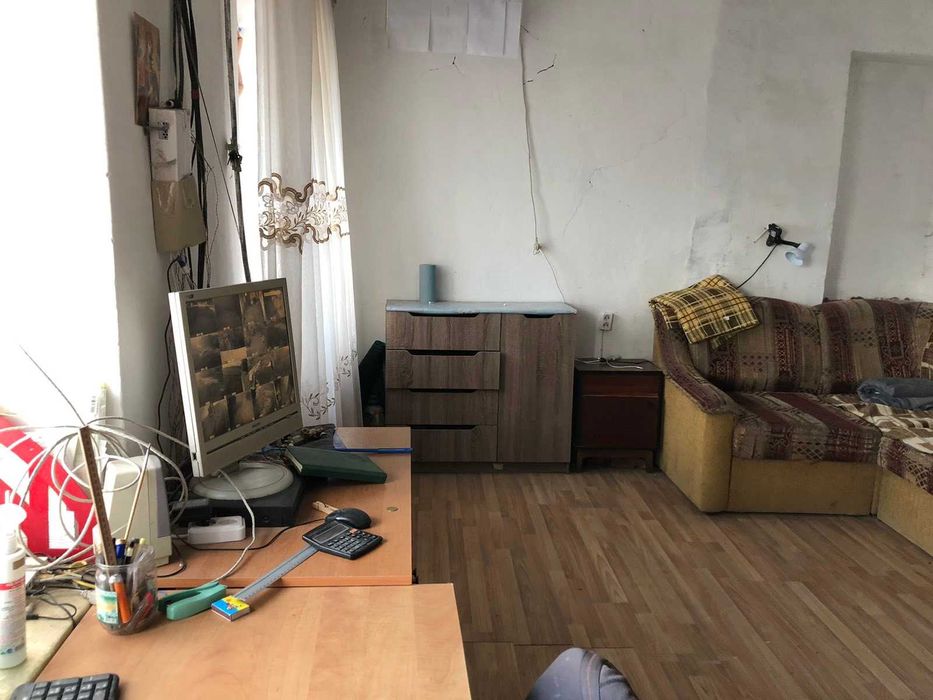 Продам комерційне приміщення (8387)