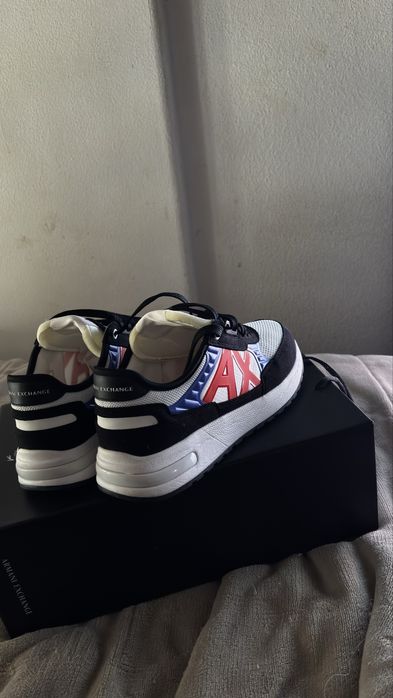 Armani 41 novos na caixa