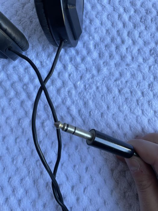 kolekcjonerskie słuchawki stereofoniczne JVC HP-303.
