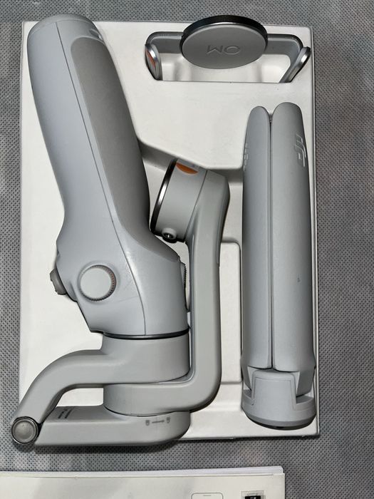 Стабілізатор DJI Osmo mobile 6