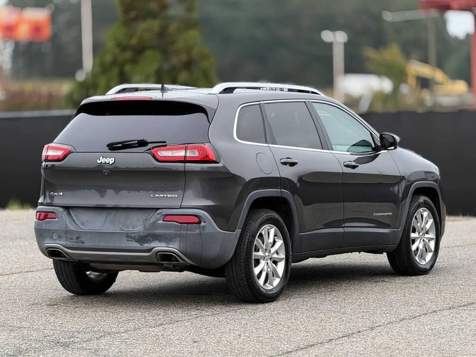 Jeep Cherokee Limited      2016