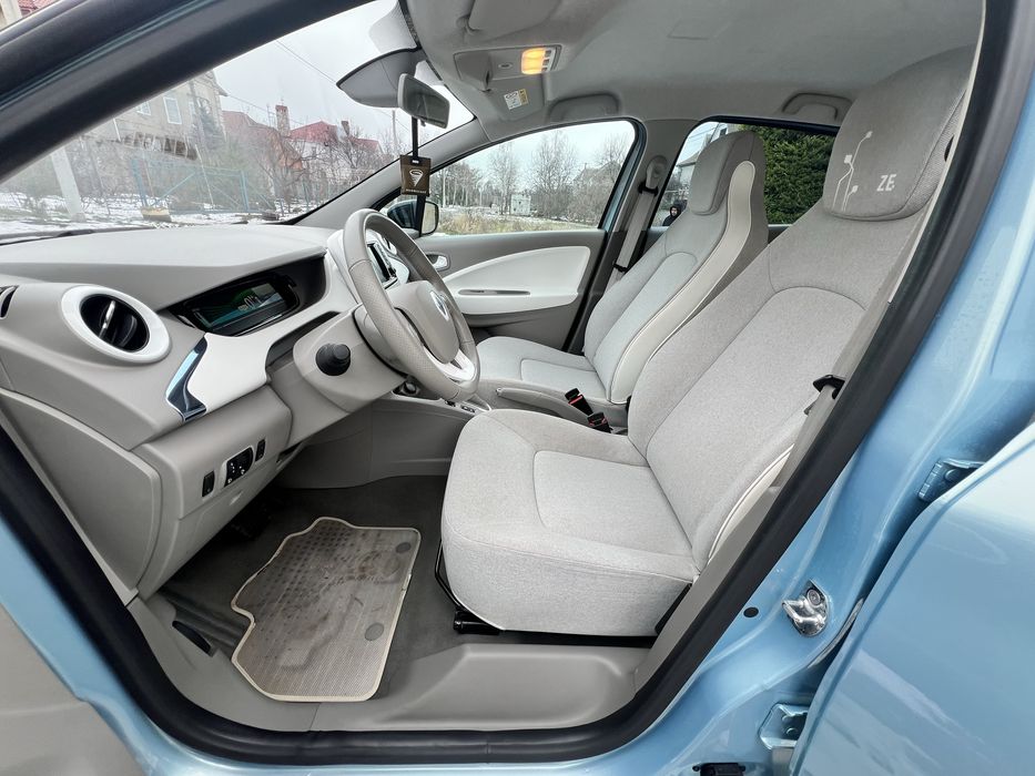 Продам Renault Zoe в идеальнишом состоянии