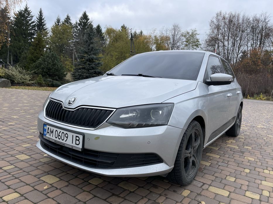 Шкода фабія 2018 року 1.4 дизель Ідеал