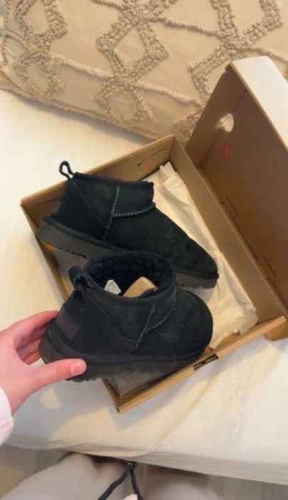 UGG Classic Mini Boots Black r.39