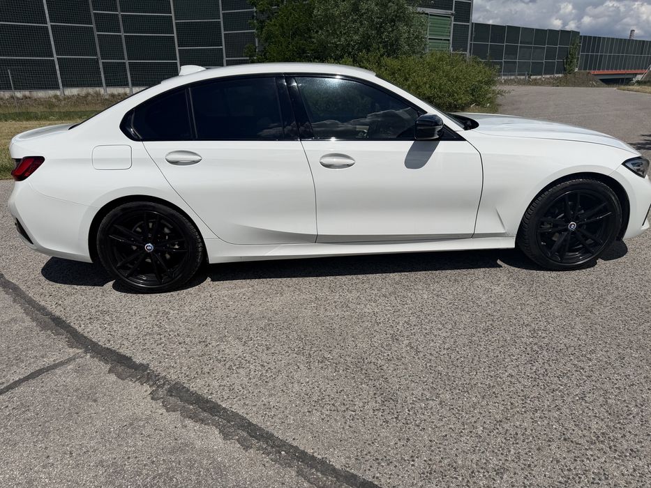 Wynajem Bmw.   G20 i. f20