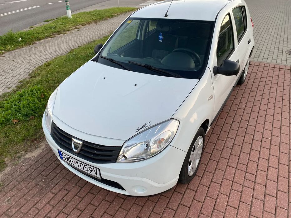 Dacia Sandero Niezawodna benzyna, niski przebieg, klimatyzacja, centr. zamek, isofix