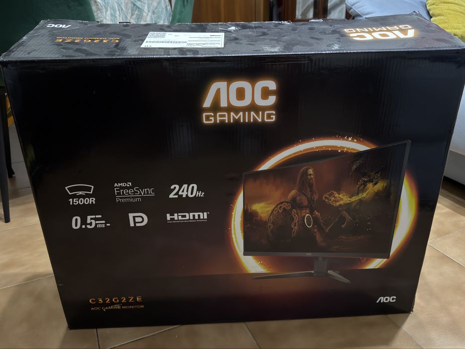 AOC  Gaming C32G2ZE 32”