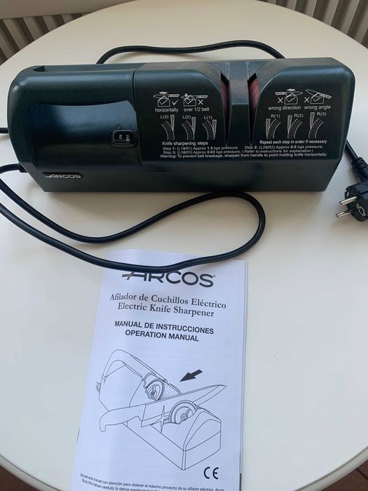 Точило електричне для ножів Arcos KE-280