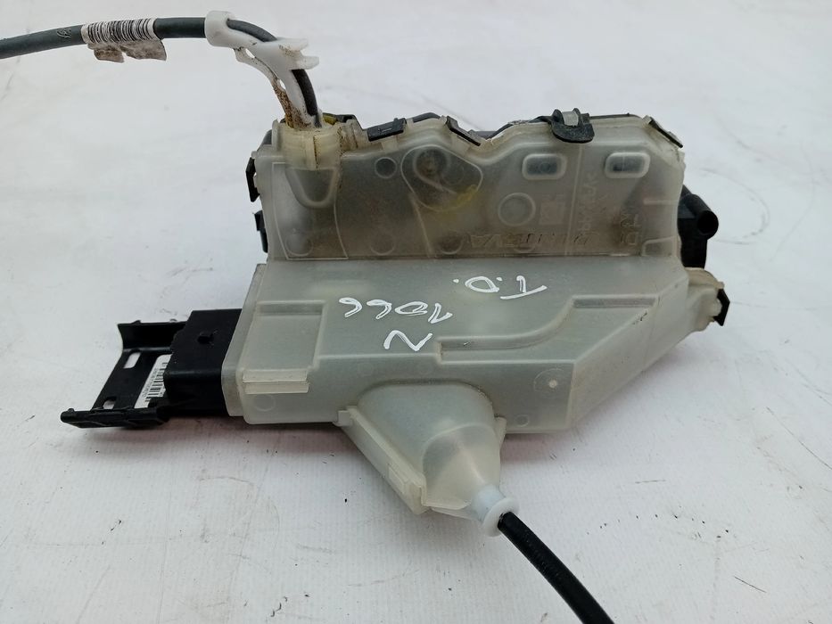 Fechadura / fecho porta trás direito CITROËN C3 III (SX)