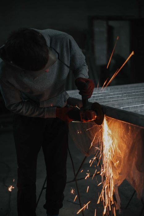 Повний комплекс обробки металу Гарантія Пісочка Цинкування Фарбування