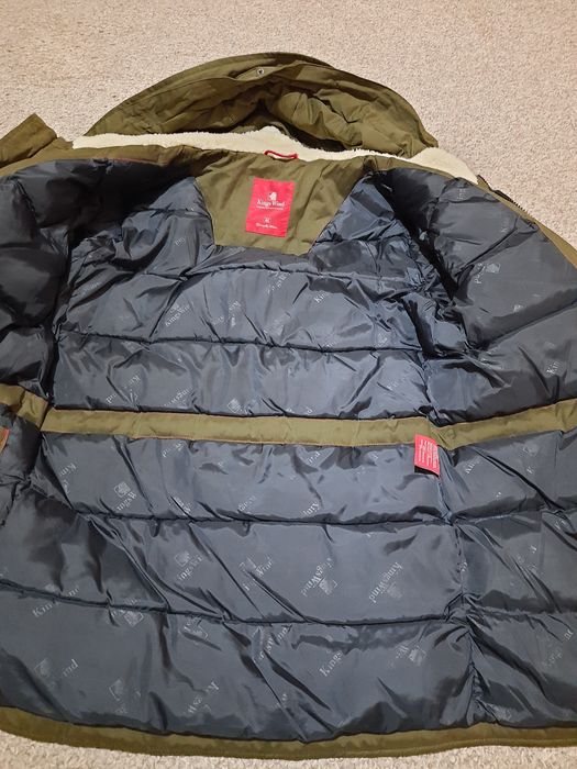 Продам чоловічу куртку.