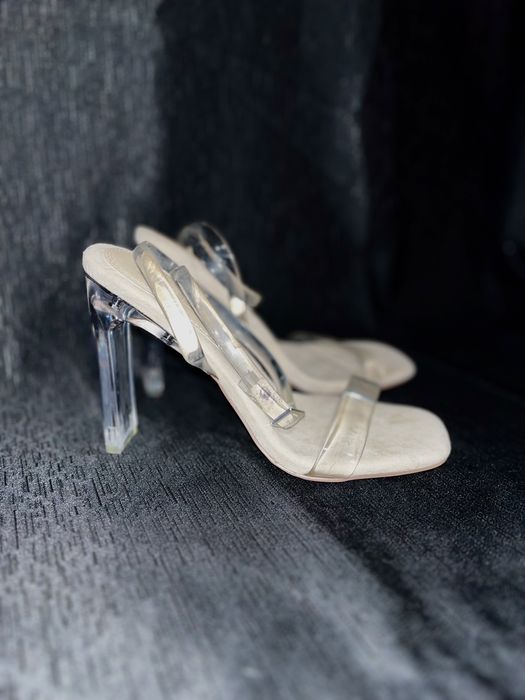Transparentne buty na slupku bezowe 38 Asos nowe