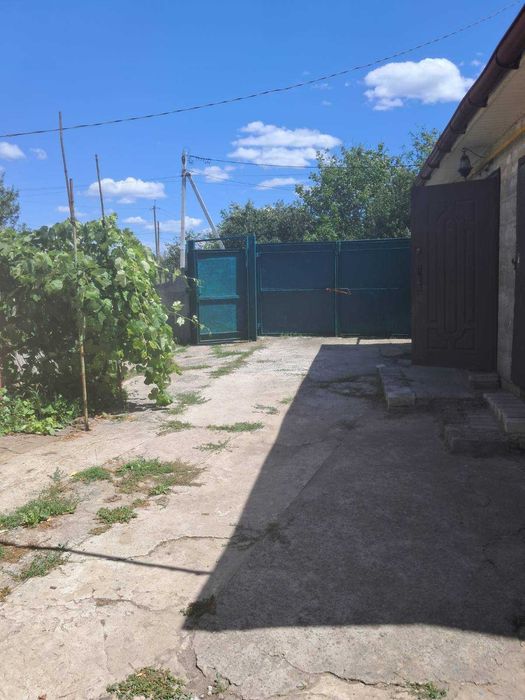 Сдам 1-комнатную времянку.