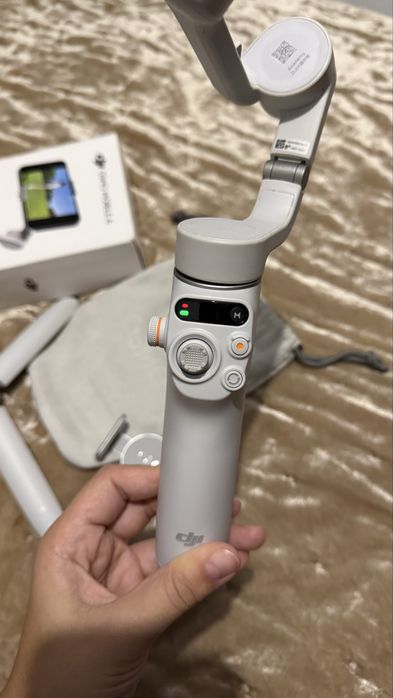 Стабілізатор новий , Dji osmo mobile 6 silver