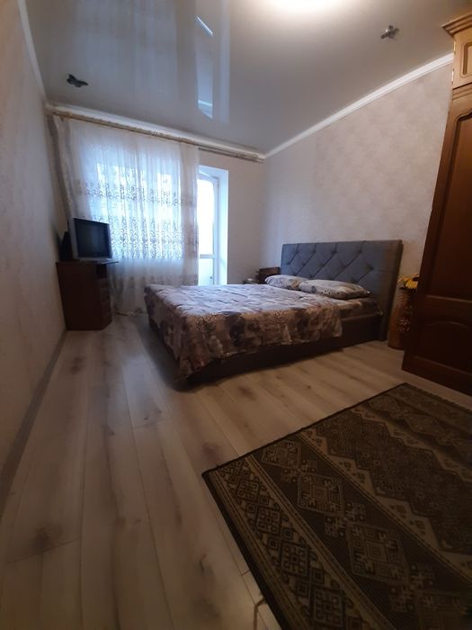 Подобово квартира з ремонтом від власника в м.Коростень Житомирської
