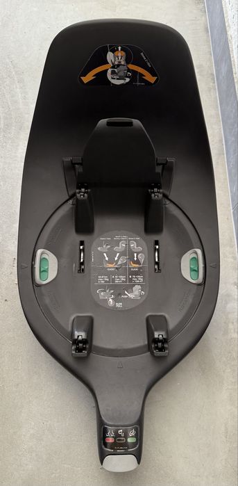 Cadeira auto Sirona Z i-size Plus + base isofix Cybex