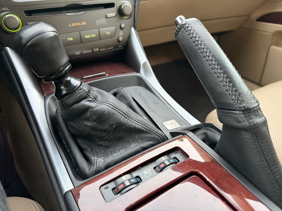 Lexus IS 220 D 117 CV