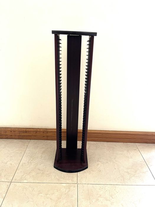 Torre para CD's em Madeira