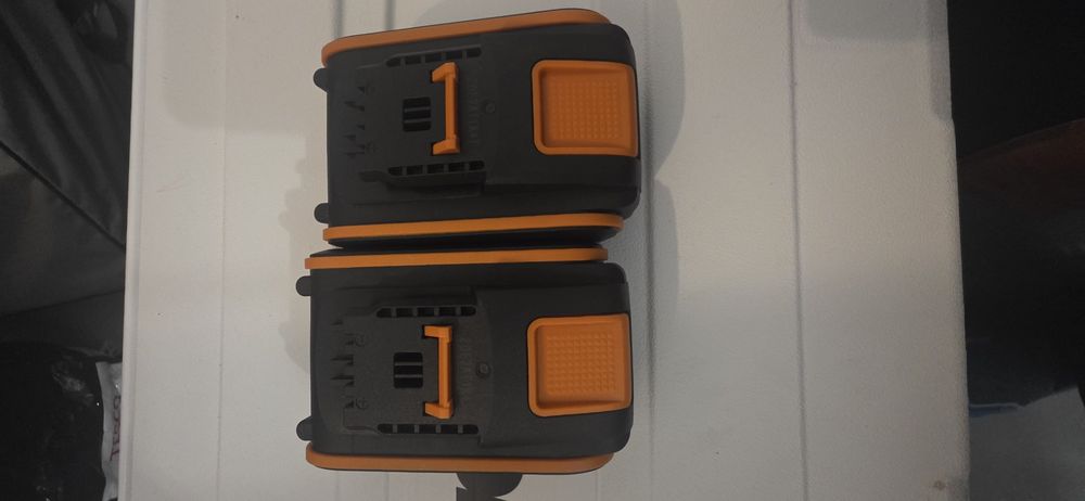 Lodówka turystyczna Worx WX876 PowerShare.