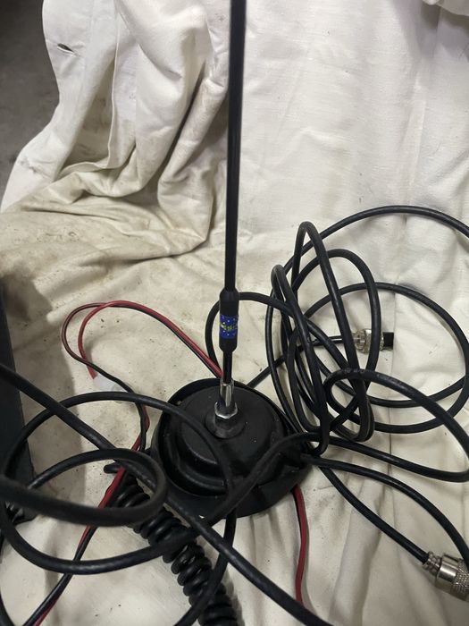 CB radio OMEGA + antena PRESIDENT 40cm