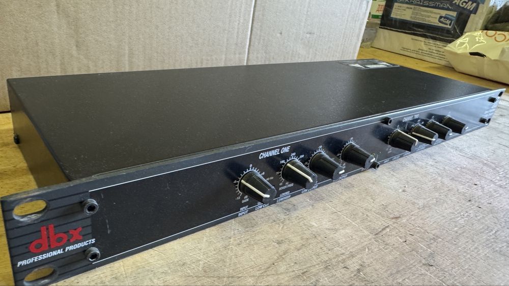 Продам кросовер DBX 223