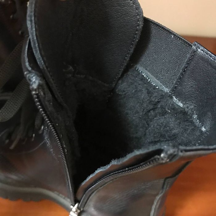 Женские черные ботинки высокие