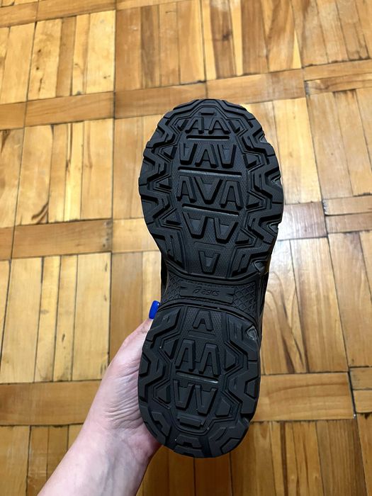 Жіночі кросівки Asics GEL-VENTURE 6, 36 розмір, оригінал