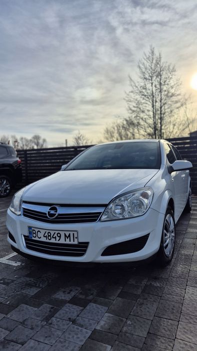OPEL ASTRA H 1.7 2009