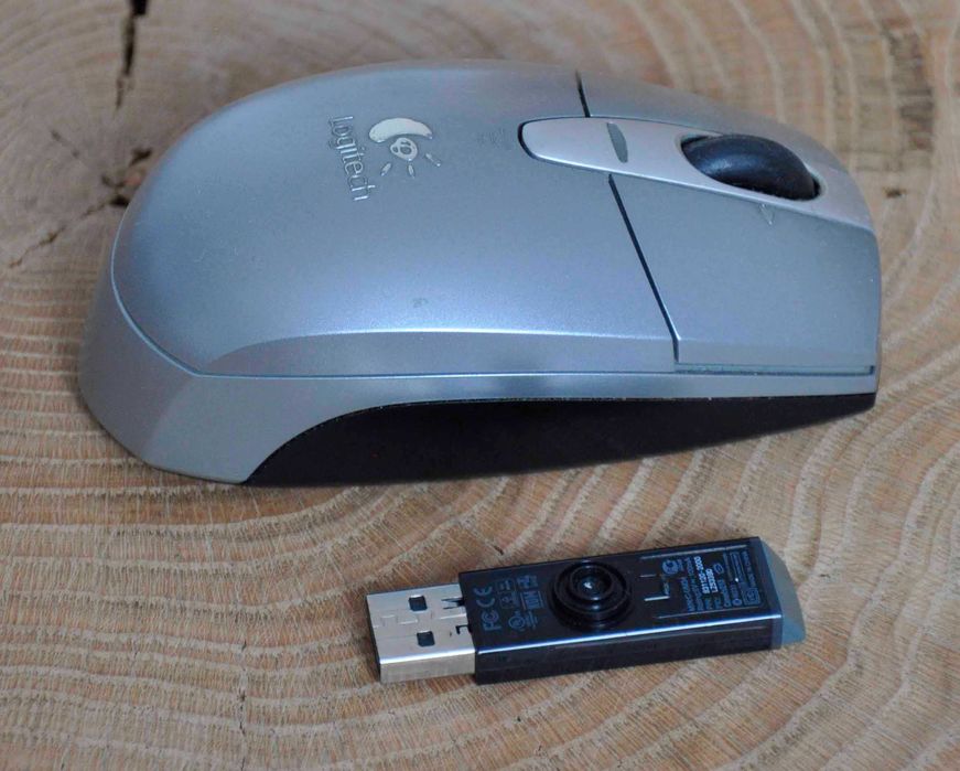 Bezprzewodowa mysz komputerowa Logitech M-RBK93B