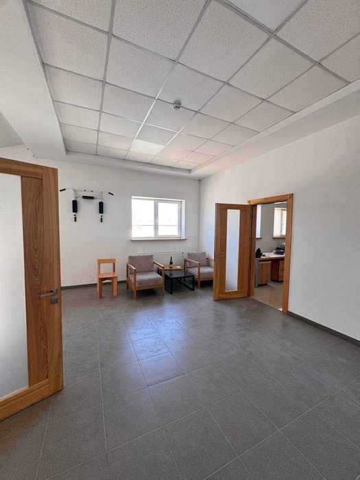 ОРЕНДА виробничо-складського комплексу 2000 м² біля Львова | Траса Київ–Чоп | 100 кВт