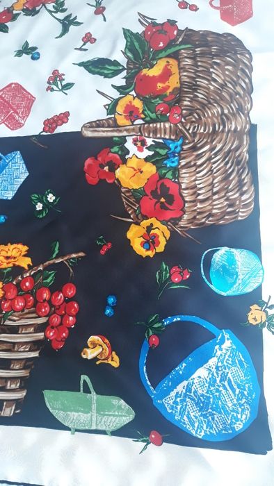 Chusta-apaszka Lagerfeld