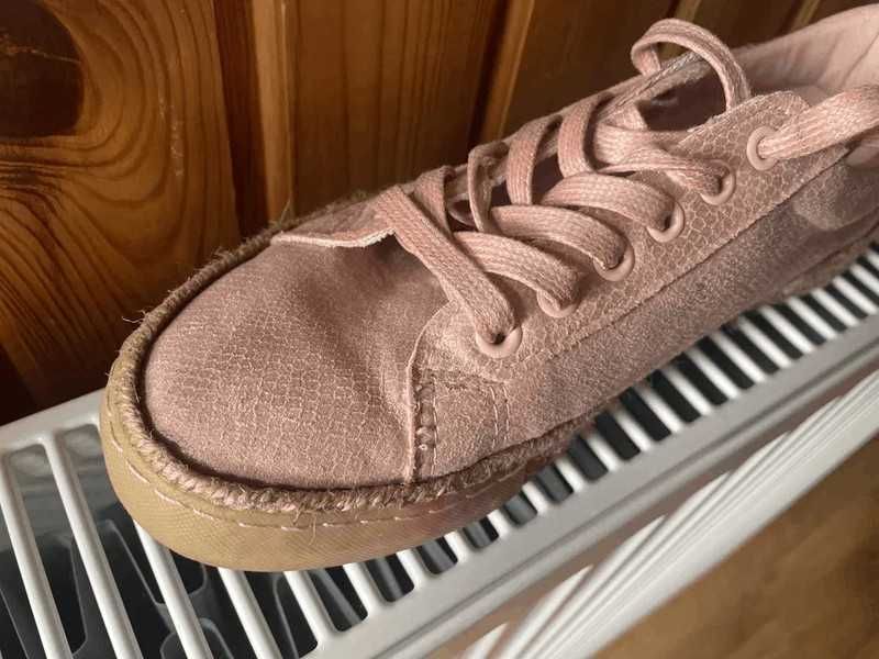 Buty różowe adidasy