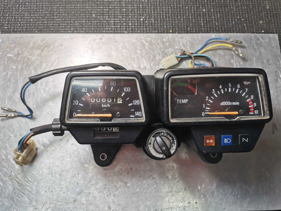 Yamaha DT 125 LC Ypvs  - Peças - Kawasaki GPZ 750