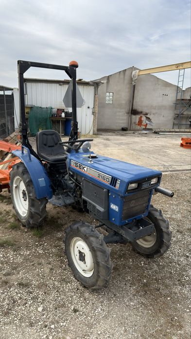 Trator Iseki 2160