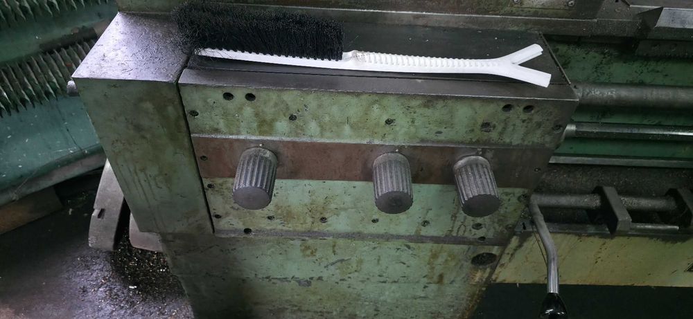 Tokarka uniwersalna MASCHSTROJ C11MT