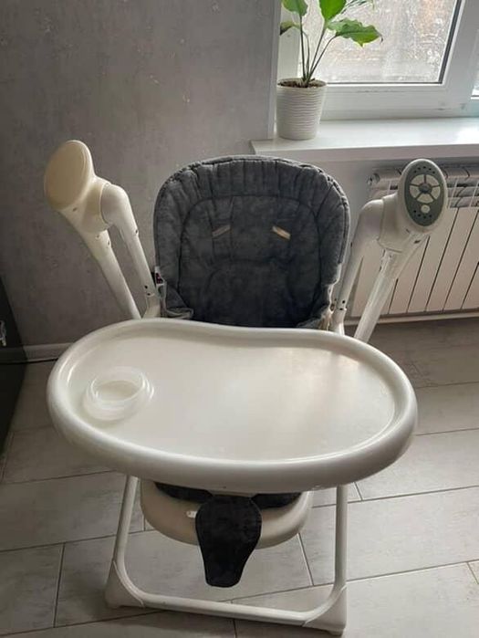 Дитячий стільчик для годування Carrello 3в1