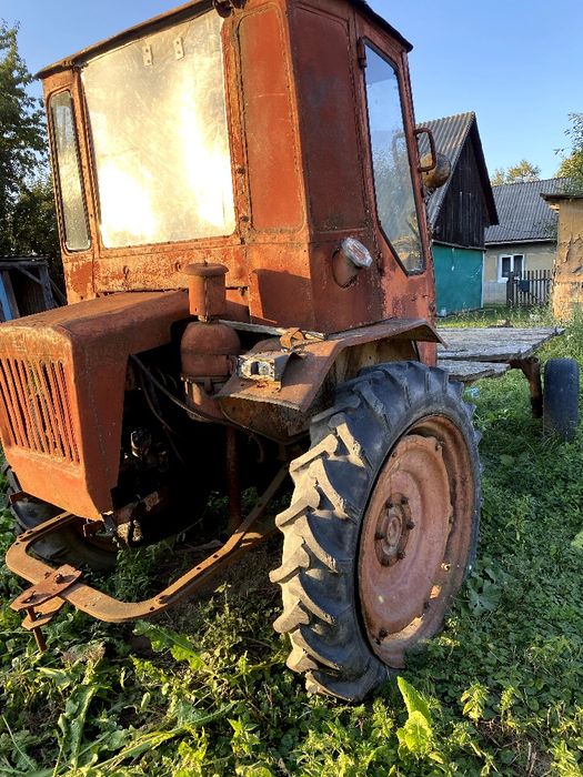 Продам трактор т-16