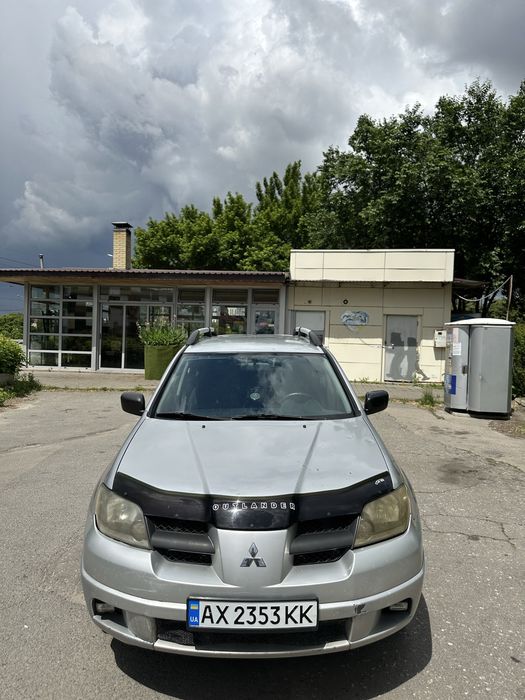 Mitsubishi OUTLANDER 2002