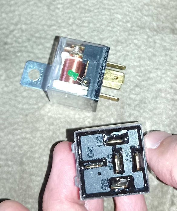 Реле авто універсальне 5 конт 12В – 80А з світлодіодом КВАНТ – 2 штуки