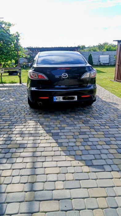 Mazda 3 в гарному стані.