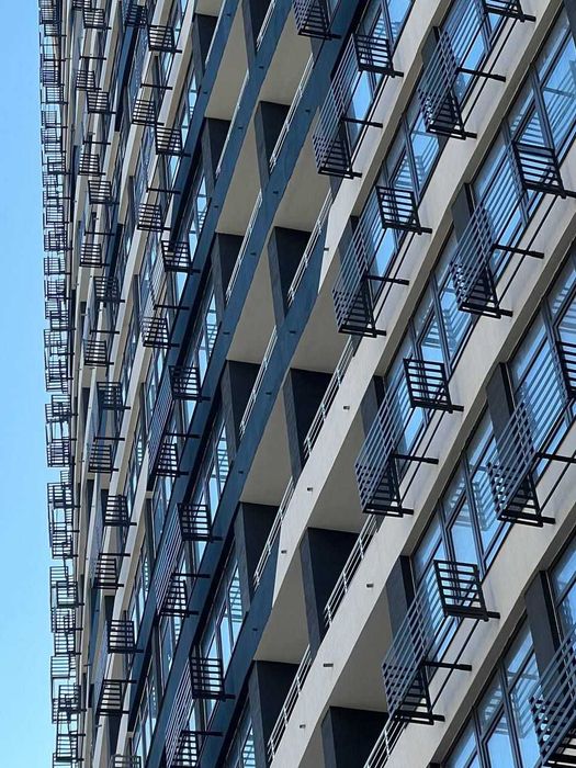 ЖК Атмосфера. 5 сек. Студия с видом во двор. Идеально под аренду!